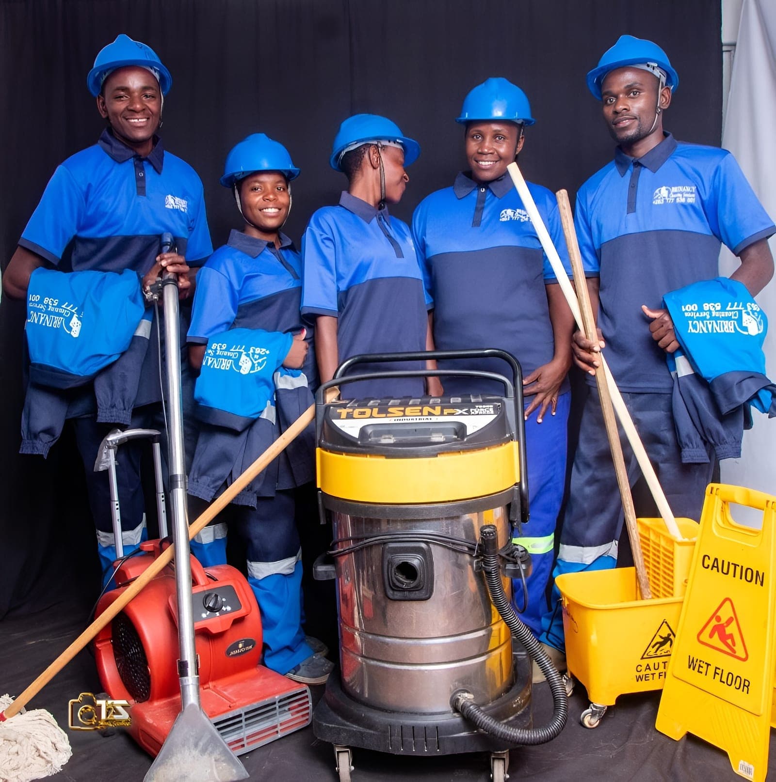 Brinancy crew with professional cleaning equipment